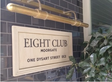 Coaching venue near Moorgate, London